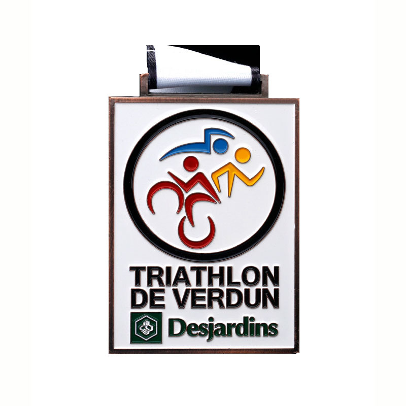 Egyéni forma logo fém sportérmet anagykereskedelemhez triatlon érme